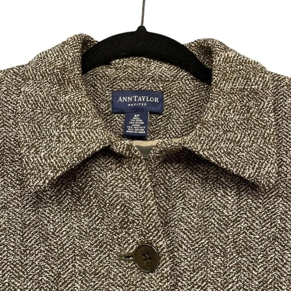 New Ann Taylor Petites Wool Blend Cropped Jacket/Blazer Size 8P‎ - Picture 2 of 6